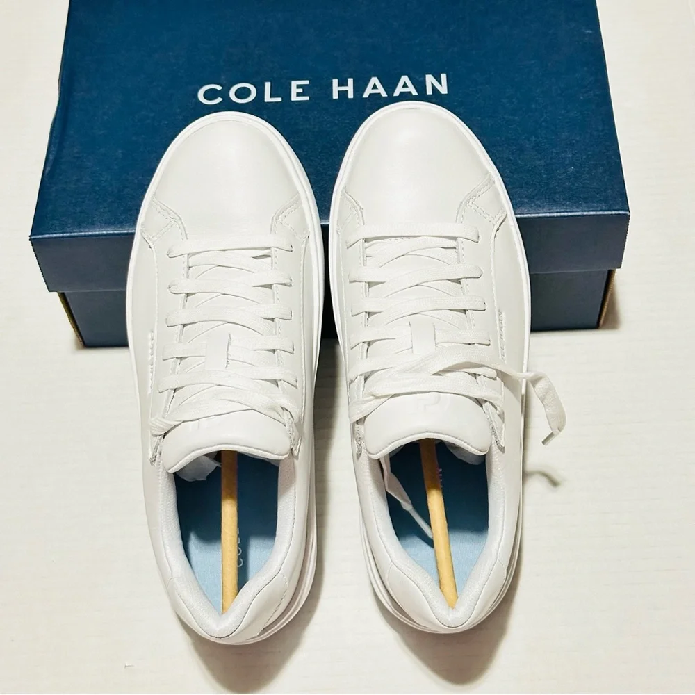 Cole Haan Grand Crosscourt Daily Sneaker Size 6 NEW - Picture 2 of 16
